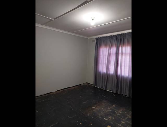 3 BEDROOM HOUSE FOR SALE IN HOWICK WEST
